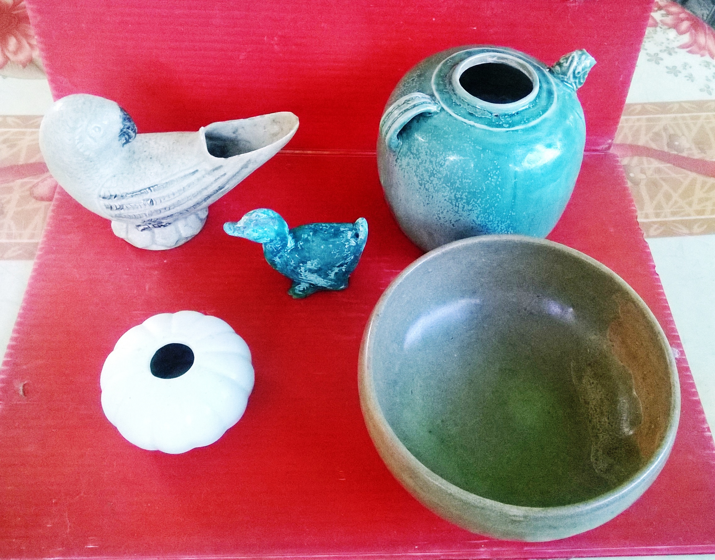 Phát hiện nhiều cổ vật bằng gốm sứ thời Trần, Lê, Nguyễn ở Nghi Xuân (Hà Tĩnh).