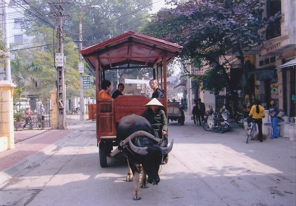 Du lịch Bát Tràng vừa ’’hạt dẻ"mà lại rất thú vị